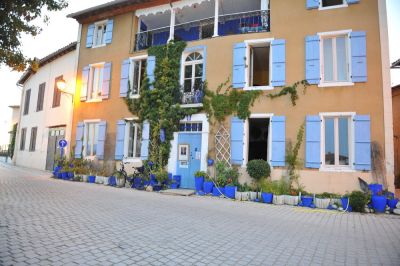 France traditionnelle
un village d'AriÃ¨ge
J.BÃ©guÃ©
