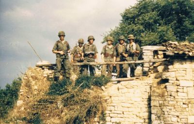 GeneviÃ¨ve 
soldats Ã  l'entrainement (il y a quelques annÃ©es)
