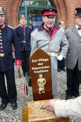 GÃ©rard Soubiran - le prestige de l'uniforme
Mots-clés: GÃ©rard Soubiran - le prestige de l'uniforme