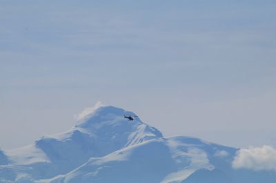 Rondeurs du Mont Blanc
HÃ©lico sur le Mont Blanc

gilbert
