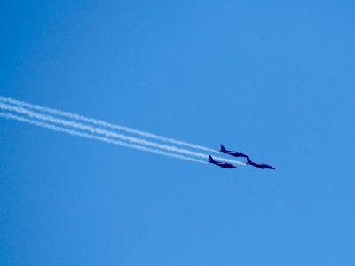 patrouille de France, attention Ã§a dÃ©coiffe.
