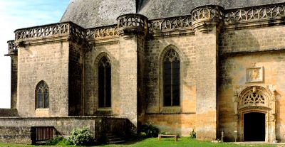 Betty
 ChÃ¢teau de Biron fin du Xe milieu du XIe siÃ¨cle.
